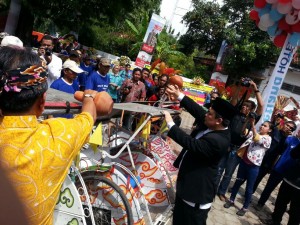  Metland Hotel Cirebon Launching Becak Wisata