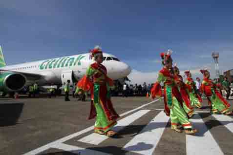  Penerbangan Komersial di Bandara Halim Hanya Sementara