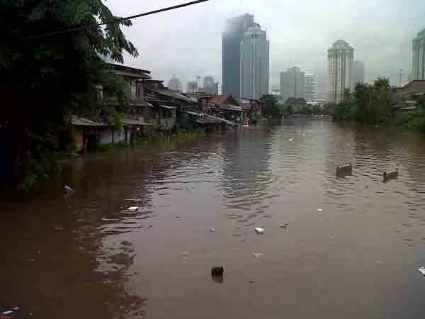  Waspada Banjir, Ini Kondisi Terakhir Sungai di Jakarta