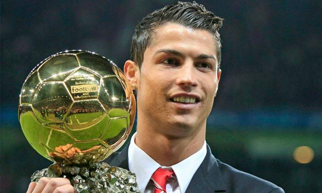  Ronaldo Sabet Gelar FIFA BALLON D'OR 2013