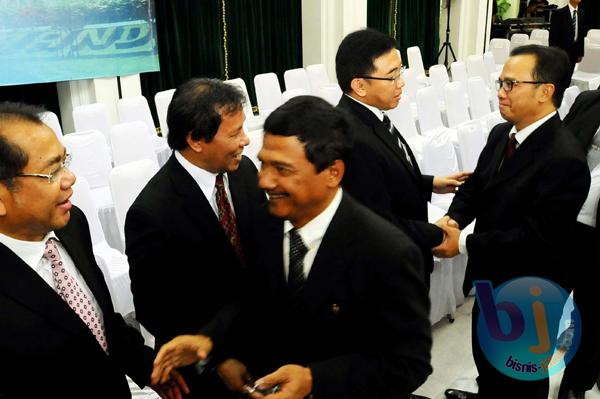  FOTO: Pelantikan Pengurus Momentum Peningkatan Kinerja Kadin