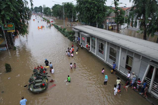  Modifikasi Cuaca Tak Mampu Cegah Banjir Jakarta