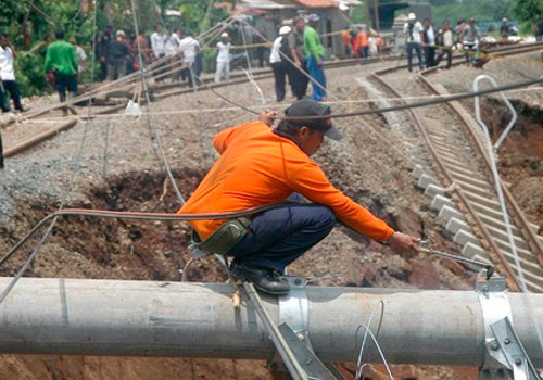  Jalur Cikuya-Maja Longsor Lagi, Perjalanan Kereta Dibatalkan