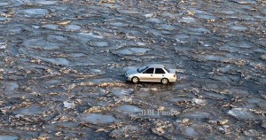  Wow, Mobil Ini Bisa Melaju di Atas Sungai