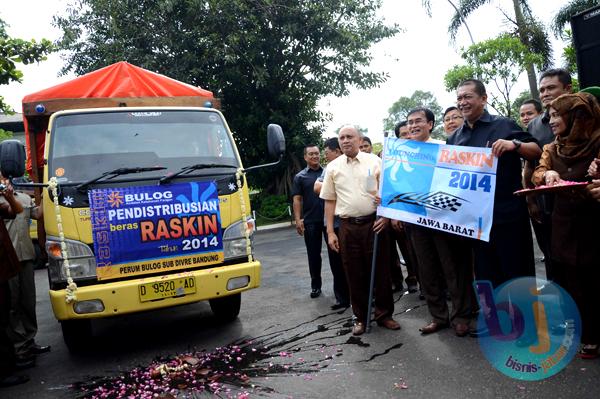  FOTO: Jabar Dapat Jatah Raskin 470 Juta Ton