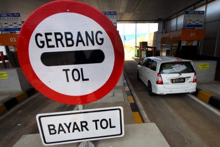 Tol Cipularang Ambles, Kendaraan Golongan II Dilarang Hingga Jumat (31/1)