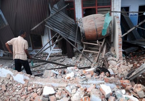  Gempa Kebumen, Serambi Masjid di Banyumas Roboh