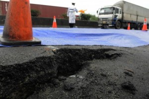  Bina Marga: Bahu Jalan Banyak Rusak Digerus Kendaraan