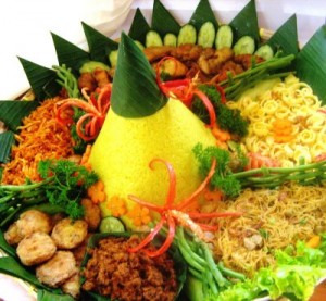  Tumpeng Nusantara Jadi Ikon Wisata Kuliner