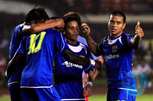  FOTO: Persib Bandung Tekuk Raj Pracha Thailand 4-0