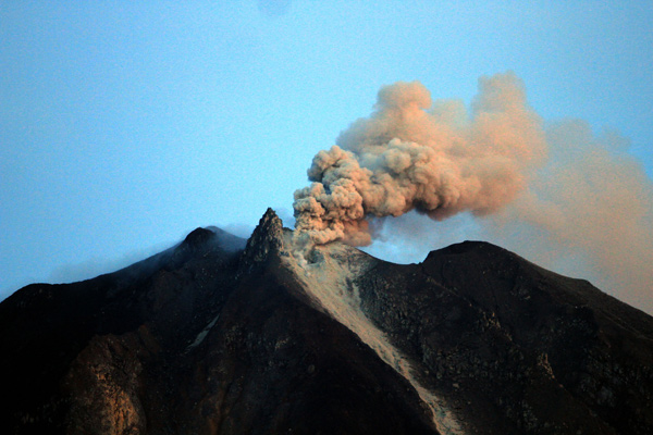  Gunung Sinabung Erupsi, 2 Jurnalis Tewas