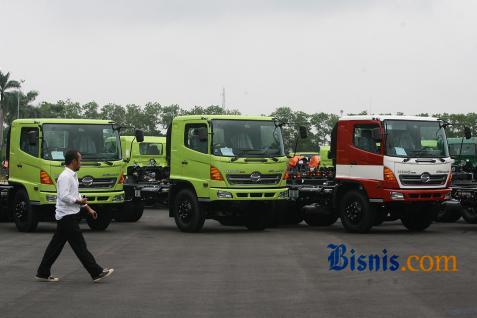  Hino Sukses Jual 34.235 Truk Selama 2013