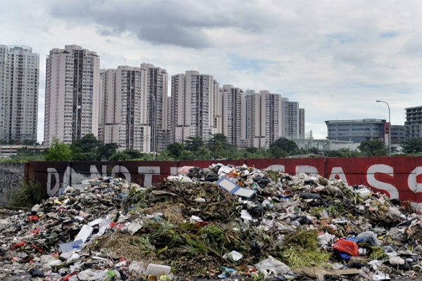  Ahok Bantah Tudingan Pengelolaan Sampah Diserahkan Swasta