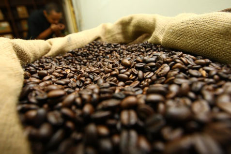  Cuaca Kering di Brasil Kerek Harga Kopi