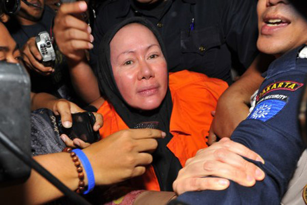  KPK Geledah Rumah Ratu Atut Chosiyah