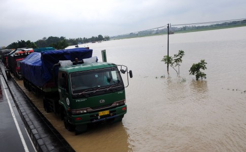  Dampak Banjir, 450 Km Jalan di Jalur Pantura Rusak Parah