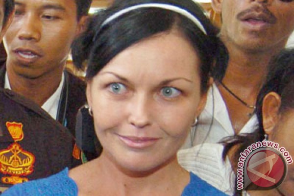  Setelah Bebas, Schapelle Corby Tinggal di Vila