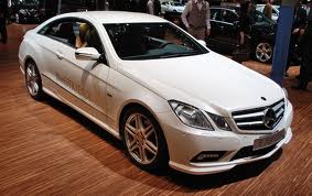  Mercedes-Benz E250 Coupe Limited Edition Diluncurkan di Jepang