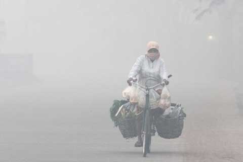  9 Penerbangan Palembang Tertunda Karena Kabut Asap