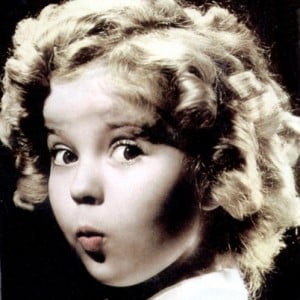  Mantan Bintang Film Cilik Shirley Temple Meninggal Dunia