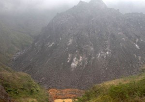  Gunung Kelud Meletus: Mbah Rono Bilang Dampaknya Bisa Terasa Lama