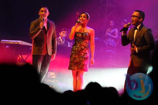  FOTO: Trio Lingua Reuni di Konser Yovie and His Friends