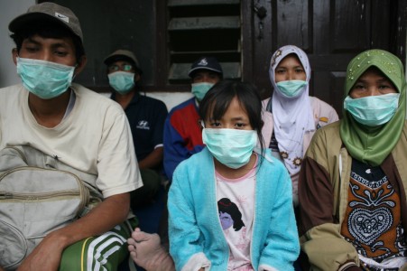  Selain Gunakan Masker, Warga Disarankan Banyak Minum Air Putih