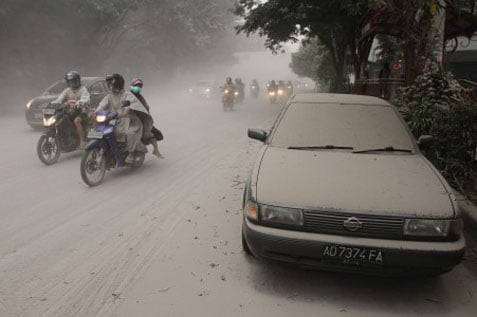  Gunung Kelud Meletus: SBY Menginap Semalam di Madiun, Dilanjutkan ke Kediri