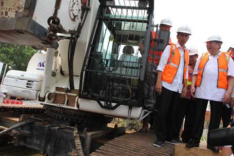  Beda Dengan Ahok, Jokowi Masih Ingin Pertahankan PT Jakarta Monorail