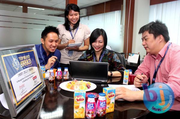  FOTO: Okky Jelly Drink Masih Pimpin Pasar Minuman Jeli dan Terus Berinovasi