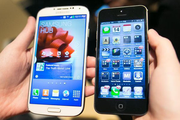  Apa Keunggulan Samsung Galaxy S5 Dibandingkan iPhone 6?