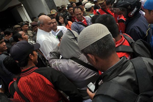  Ada Demo Karyawan Coca Cola, Arteri Pondok Indah Macet