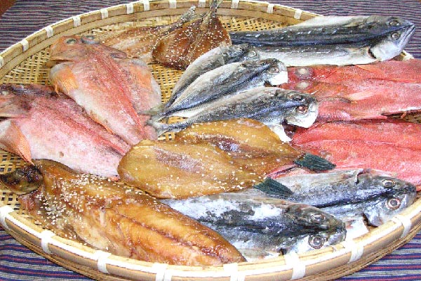  Usaha Ikan Asin Pekalongan Mulai Beroperasi Lagi