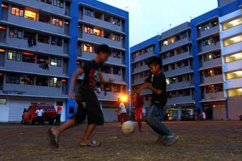  Anak Buah Jokowi-Ahok Segel 111 Unit Rumah Susun