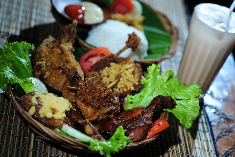  Waralaba Resto Bebek Kian Menjamur