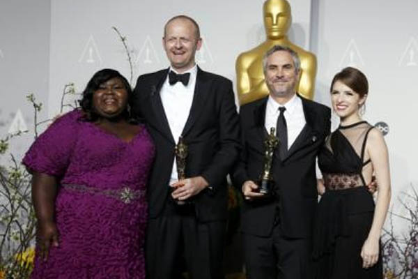  Sutradara Film Gravity, Cuaron Raih Piala Oscar