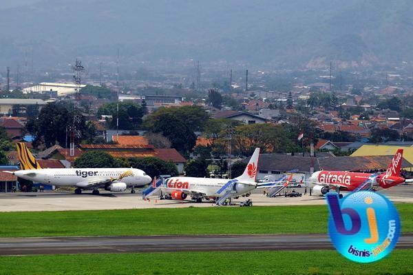  FOTO: Jabar Butuh 10 Bandara Komersial