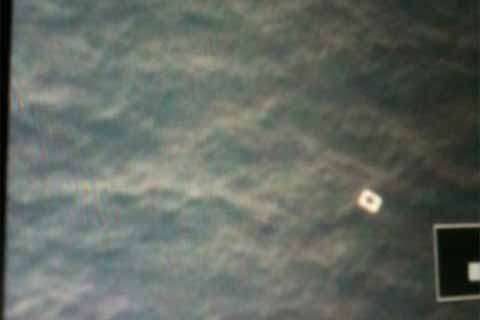  Misteri Hilangnya Malaysia Airlines: Ditemukan Benda Mirip Pintu Pesawat