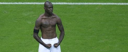  Pesawat Malaysia Airlines Hilang: Malaysia Minta Maaf Kepada Balotelli