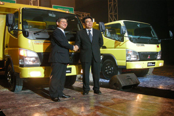  Persaingan Makin Ketat, Mitsubishi Bidik Penjualan 61.000 Truk