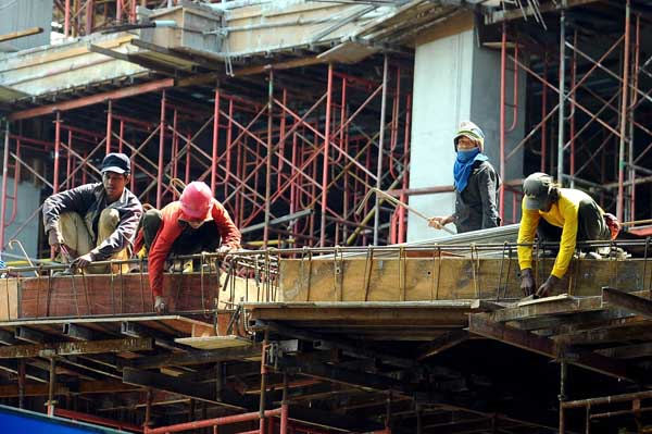  FOTO: Polemik Sertifikasi, 80.000 Proyek Konstruksi di Jabar Terancam Gagal