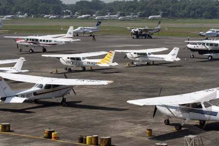  Bandara Halim Perlu Pararel Taxiway