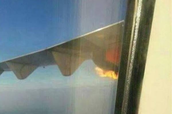  Mesin Pesawat Malindo Air (Grup Lion) Terbakar Saat Mengudara