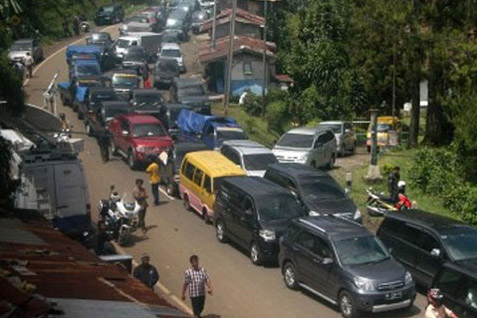  Libur Nyepi, Jalur Puncak Macet Total