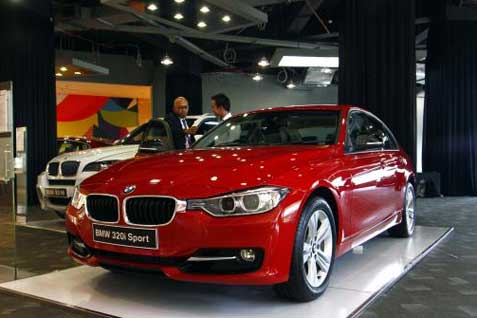  MOBIL PREMIUM: Penjualan Tumbuh Lemah