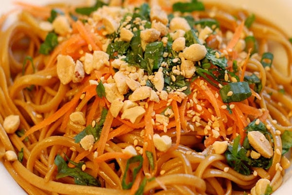  KULINER THAILAND: Ini Menu Unggulan PhonChang Thai Noodle