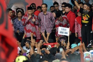  PEMILU 2014:Kantor Berita China, PDI-P &amp; Jokowi Bakal Menang