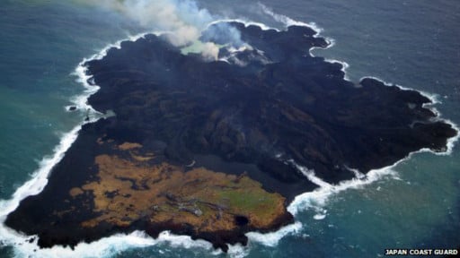  Akibat Aktivitas Vulkanik, Pulau Ini Menyatu dengan yang Lain