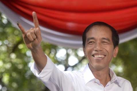  PILEG 2014: Usai Nyoblos, Jokowi Langsung Blusukan ke TPS