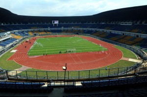  Persib Bandung Uji Coba Lapangan GBLA